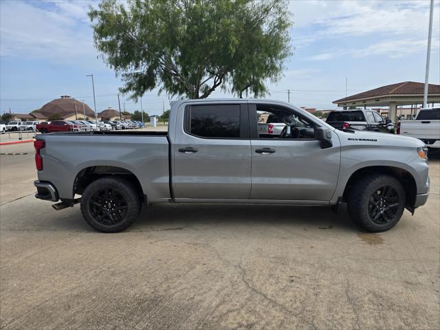 2023 Chevrolet Silverado 1500 2WD Crew Cab Short Bed Custom