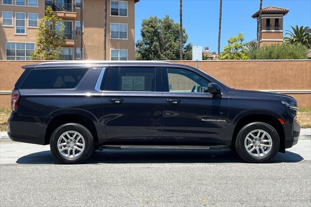 2023 Chevrolet Suburban 4WD LT