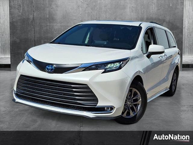 2021 Toyota Sienna XLE