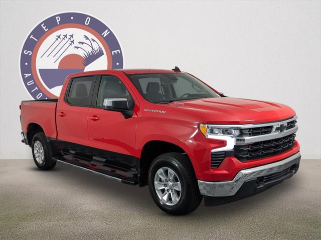 2023 Chevrolet Silverado 1500 4WD Crew Cab Standard Bed LT