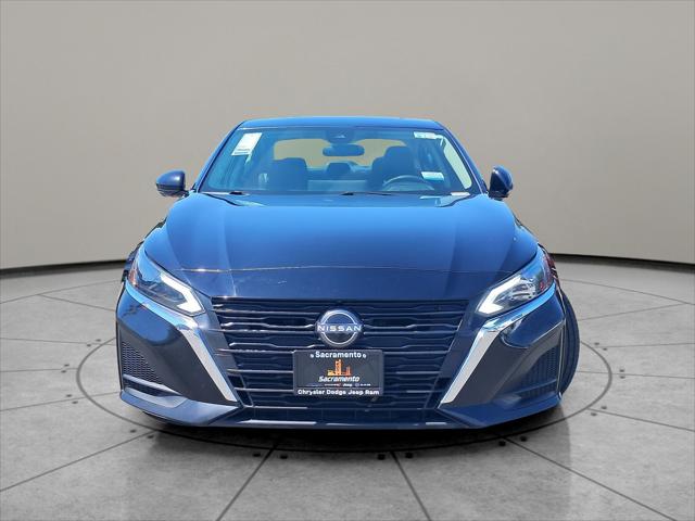 2023 Nissan Altima SL FWD