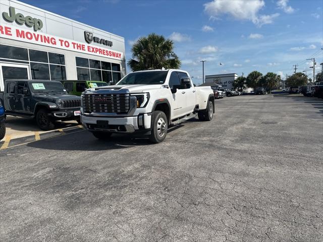 2024 GMC Sierra 3500HD 4WD Crew Cab Long Bed Denali