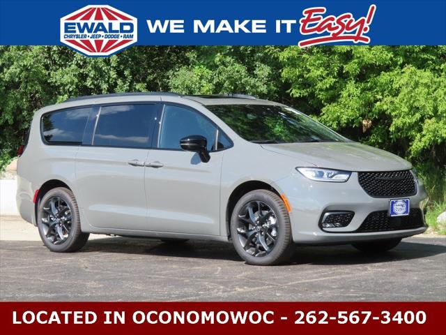 2025 Chrysler Pacifica PACIFICA LIMITED AWD
