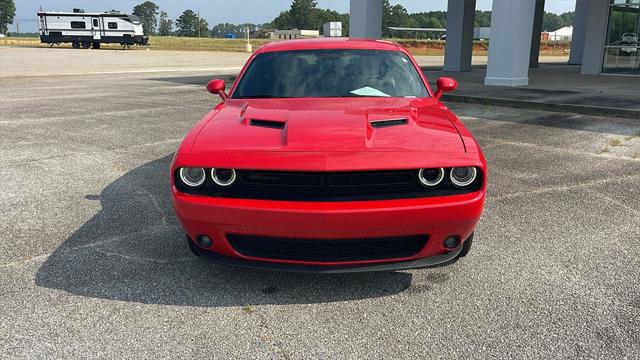2022 Dodge Challenger SXT
