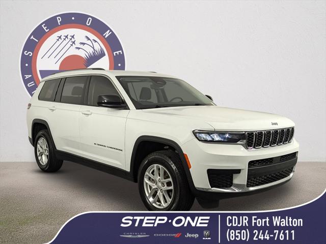 2023 Jeep Grand Cherokee L Laredo 4x4