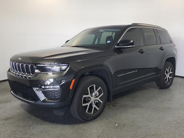 2023 Jeep Grand Cherokee Limited 4x2