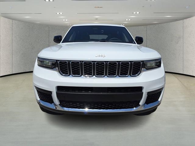2025 Jeep Grand Cherokee GRAND CHEROKEE L LAREDO X 4X2