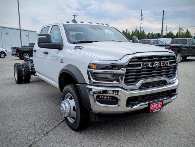 2025 RAM Ram 5500 Chassis Cab RAM 5500 TRADESMAN CHASSIS CREW CAB 4X4 84 CA 2025 RAM Ram 5500 Chassis Cab RAM 5500 TRADESMAN CHASSIS CREW CAB 4X4 84 CA