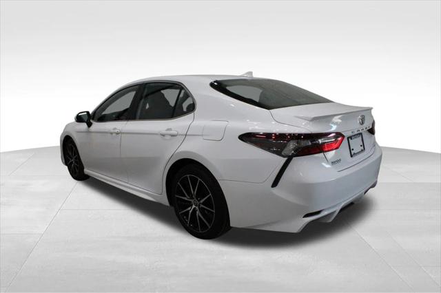 2023 Toyota Camry SE Nightshade Edition