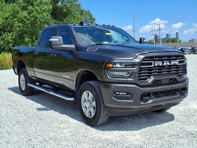 2025 RAM 2500 Big Horn Crew Cab 4x4 64 Box