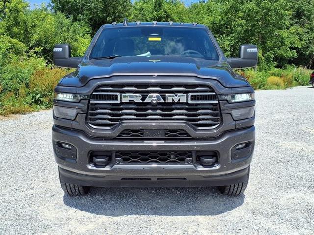 2025 RAM 2500 Big Horn Crew Cab 4x4 64 Box