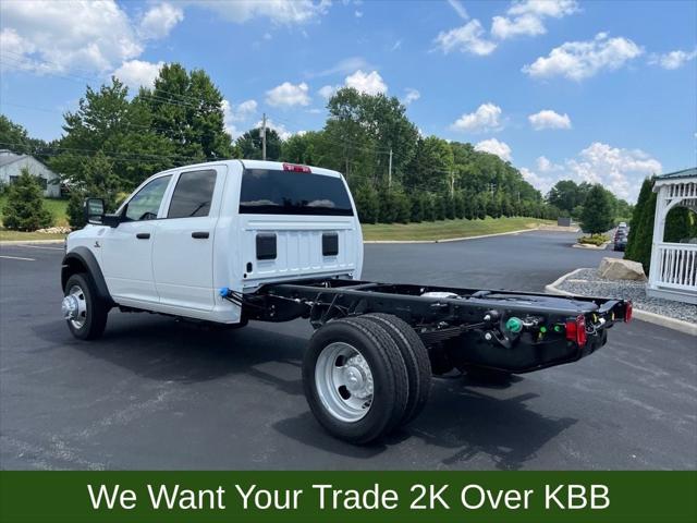 2025 RAM Ram 5500 Chassis Cab RAM 5500 TRADESMAN CHASSIS CREW CAB 4X4 60 CA