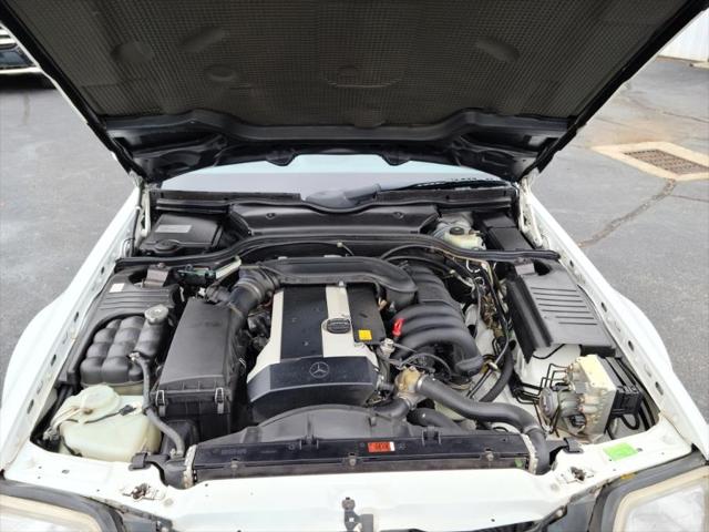 1996 Mercedes-Benz SL 2dr Roadster 3.2L