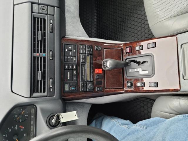 1996 Mercedes-Benz SL 2dr Roadster 3.2L
