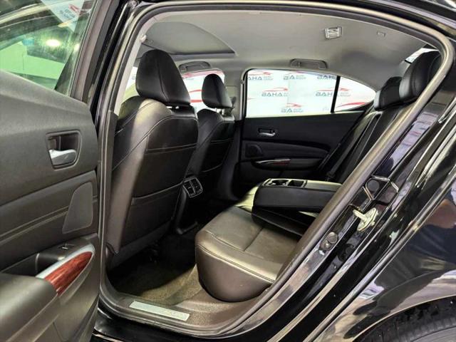 2017 Acura TLX w/Technology Package