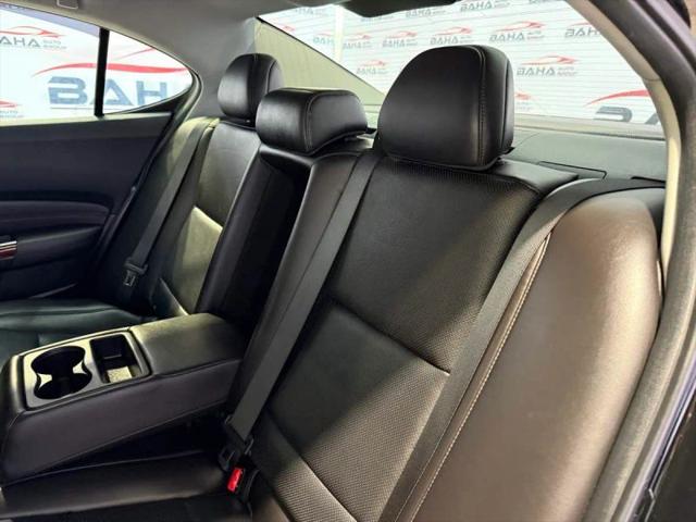 2017 Acura TLX w/Technology Package