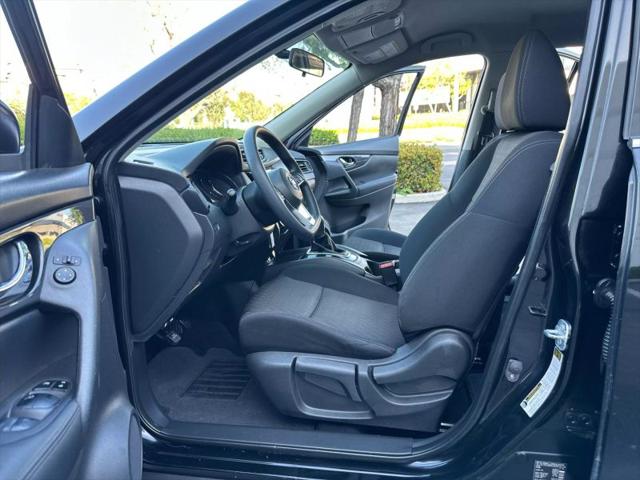 2017 Nissan Rogue S