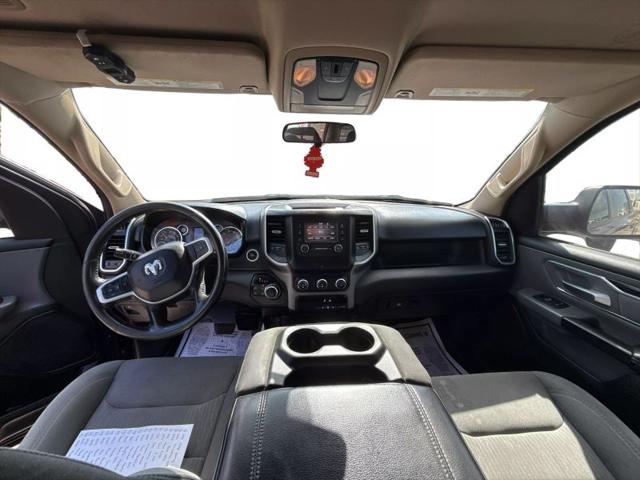 2020 Ram 1500 Big Horn Crew Cab 4x4 5'7" Box