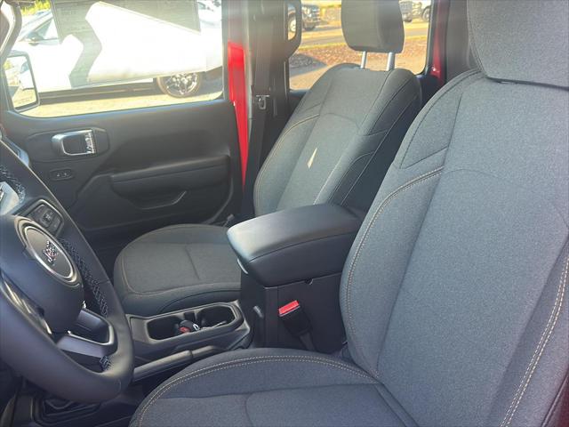 2025 Jeep Wrangler 4-Door Summit 4x4