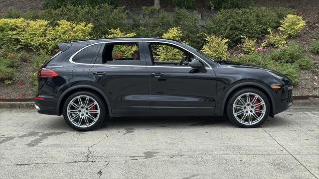 2016 Porsche Cayenne Turbo