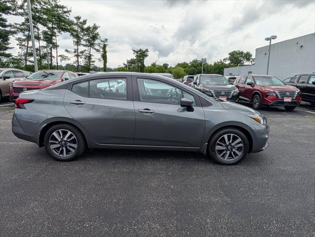2021 Nissan Versa SV Xtronic CVT