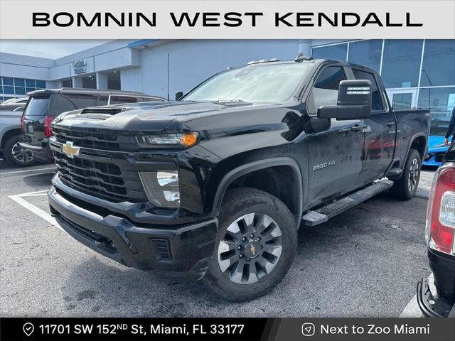 2024 Chevrolet Silverado 2500HD 4WD Crew Cab Standard Bed Custom