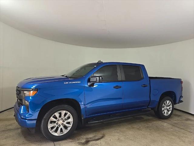 2023 Chevrolet Silverado 1500 2WD Crew Cab Short Bed Custom