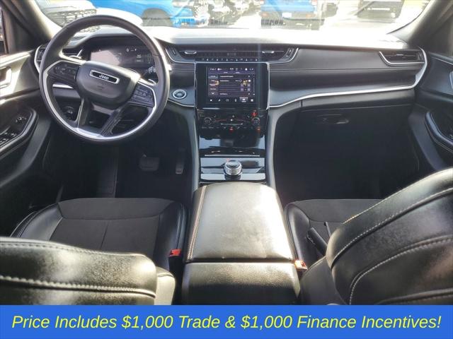 2023 Jeep Grand Cherokee L Altitude 4x4
