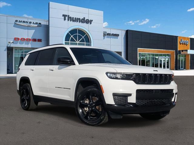 2023 Jeep Grand Cherokee L Altitude 4x4