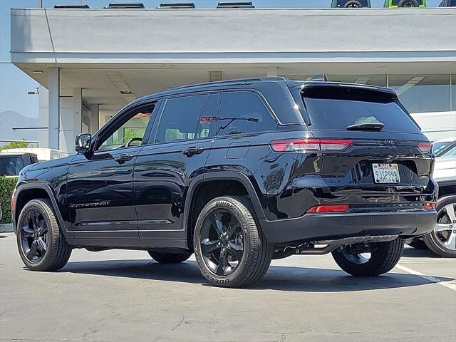 2023 Jeep Grand Cherokee Altitude 4x4