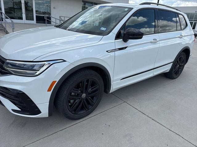 2022 Volkswagen Tiguan 2.0T SE R-Line Black