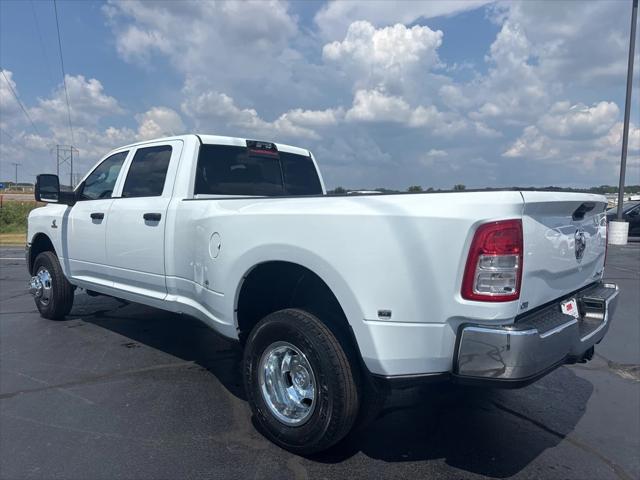 2024 RAM 3500 Tradesman Crew Cab 4x4 8 Box 2024 RAM 3500 Tradesman Crew Cab 4x4 8 Box