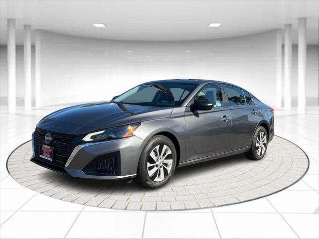 2025 Nissan Altima S FWD