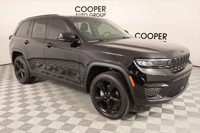 2023 Jeep Grand Cherokee Altitude 4x4