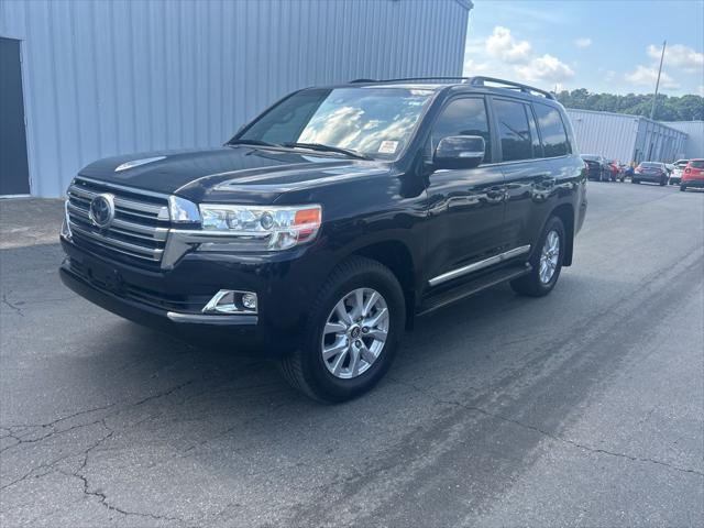 2016 Toyota Land Cruiser V8