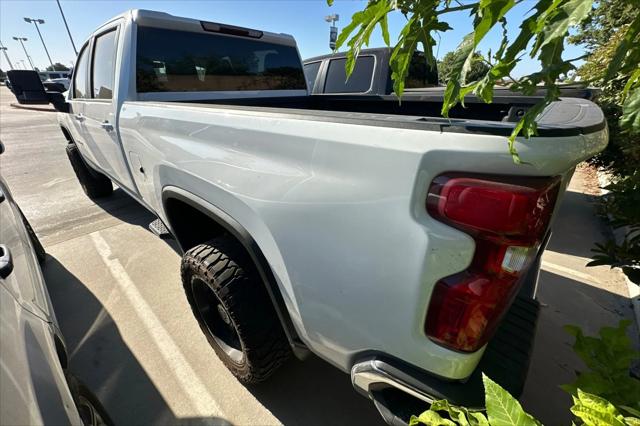 2023 Chevrolet Silverado 2500HD 4WD Crew Cab Standard Bed LT