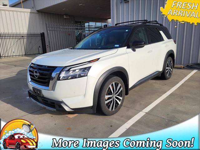 2023 Nissan Pathfinder Platinum FWD