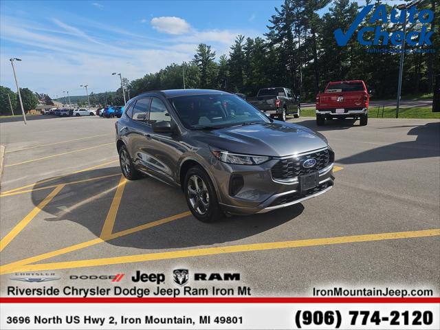 2023 Ford Escape ST-Line 2023 Ford Escape ST-Line