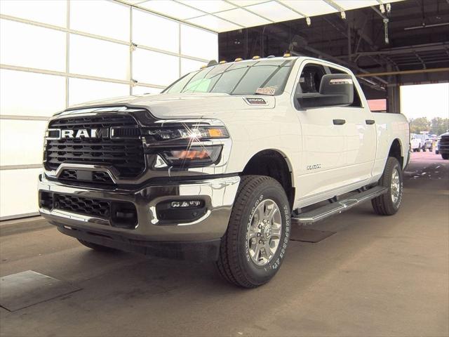 2025 RAM 2500 Big Horn Crew Cab 4x4 64 Box