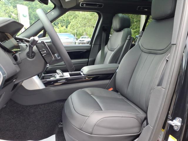 2025 Land Rover Range Rover P530 SE