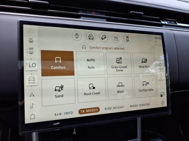2025 Land Rover Range Rover P530 SE