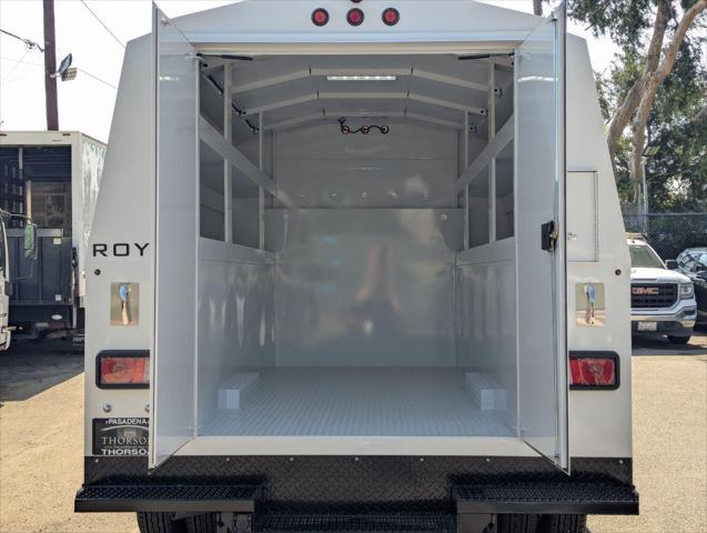 2025 GMC Savana Cutaway Work Van