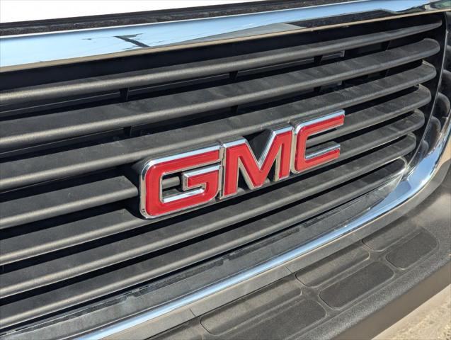 2025 GMC Savana Cutaway Work Van