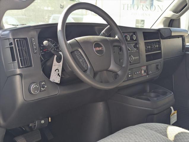 2025 GMC Savana Cutaway Work Van