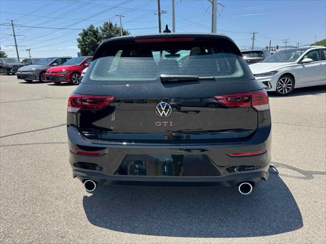 2025 Volkswagen Golf GTI 2.0T SE