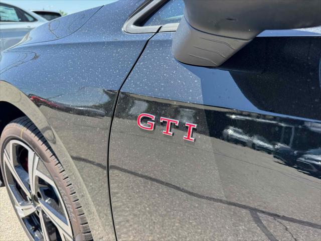 2025 Volkswagen Golf GTI 2.0T SE