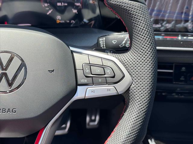 2025 Volkswagen Golf GTI 2.0T SE