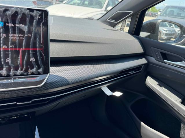 2025 Volkswagen Golf GTI 2.0T SE