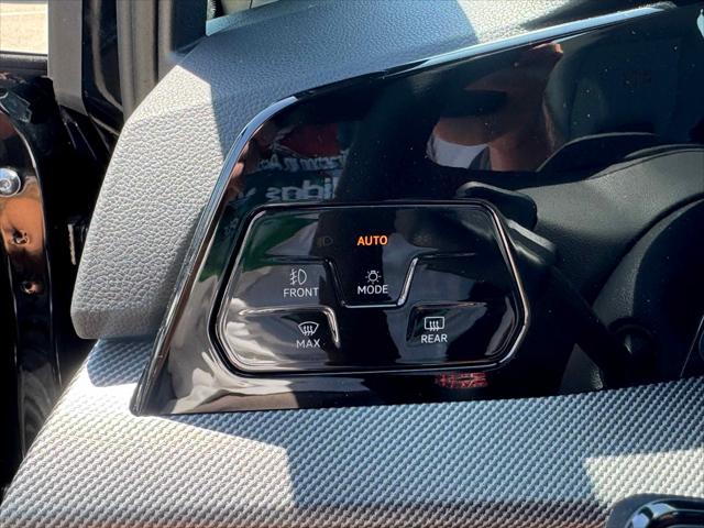 2025 Volkswagen Golf GTI 2.0T SE