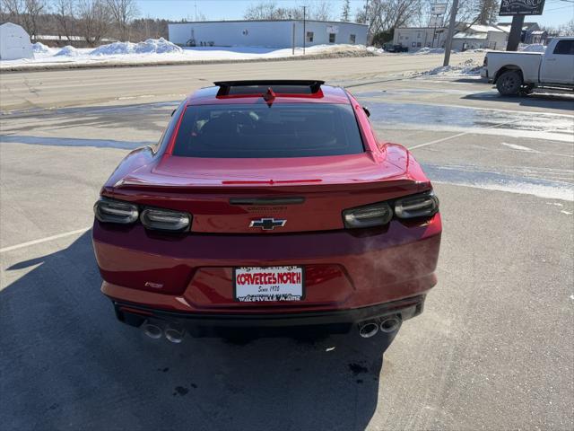 2021 Chevrolet Camaro RWD Coupe LT1
